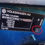 Cómo quitar la pegatina de opacidad antes de la ITV Cómo limpiar un salpicadero pegajoso: trucos y consejos eficaces