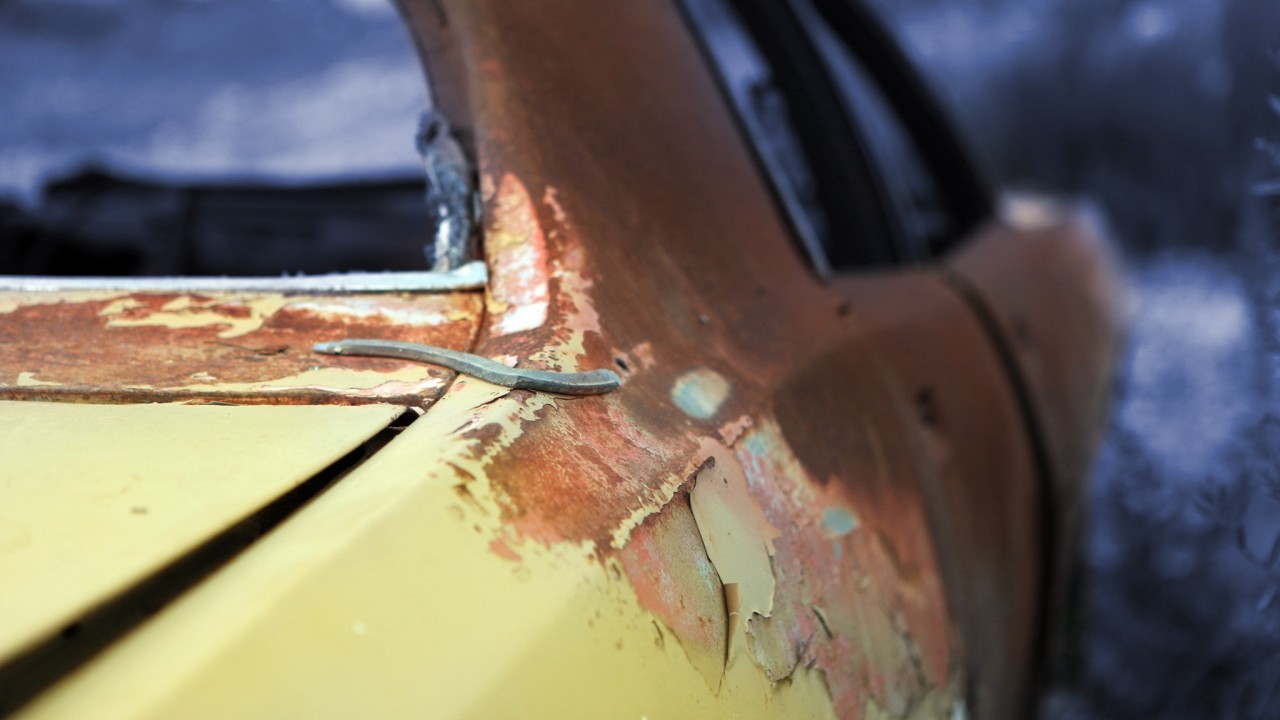 El Disolvente Daña la Pintura del Coche: Cómo Evitar Problemas